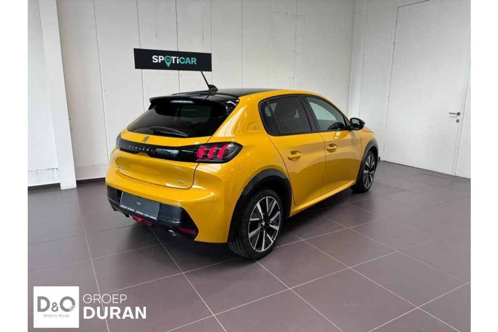 54737839-3.jpg