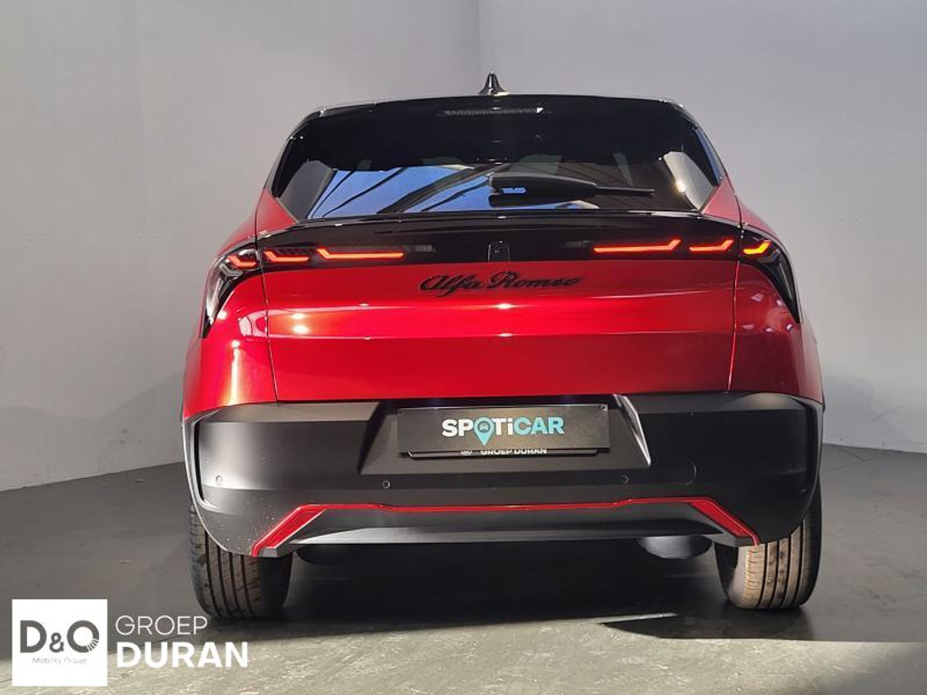 56487941-4.jpg