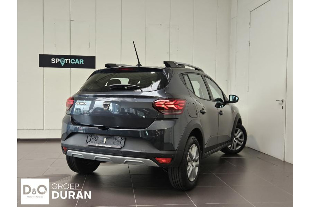 56830004-2.jpg