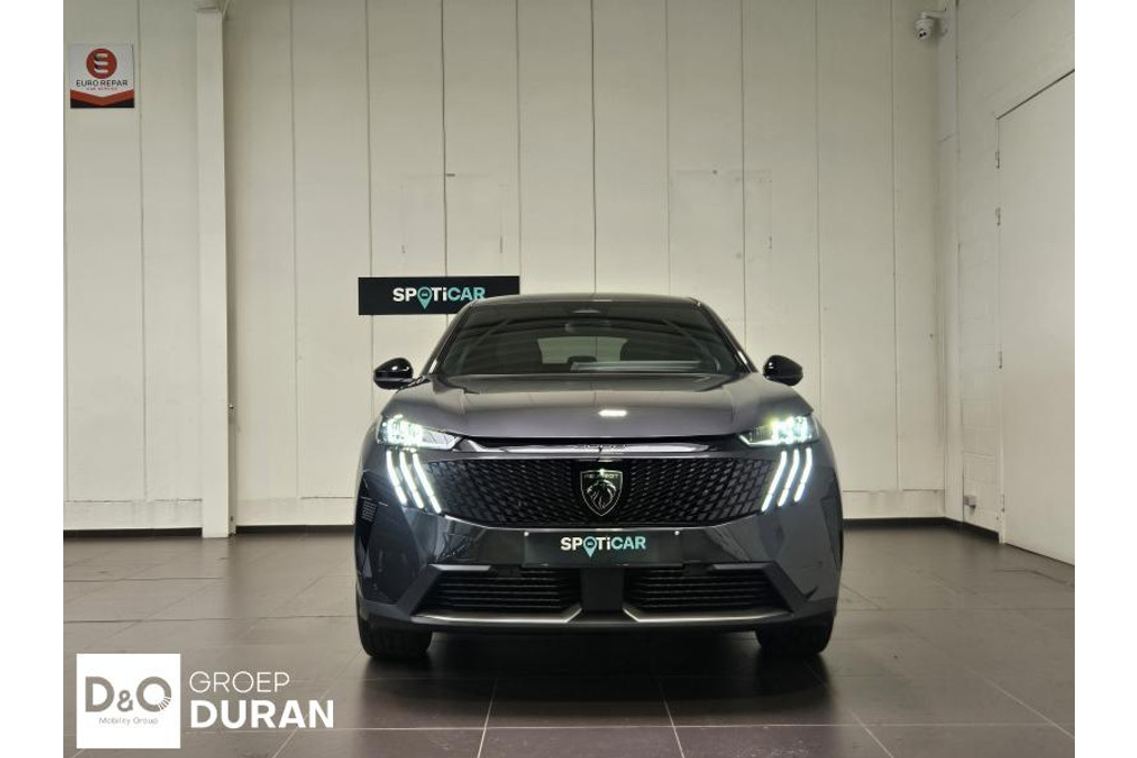 57262917-4.jpg