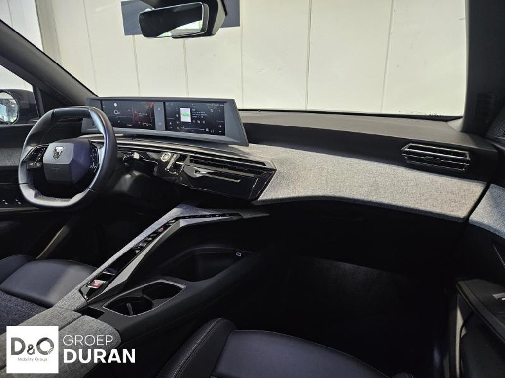 57644101-1.jpg